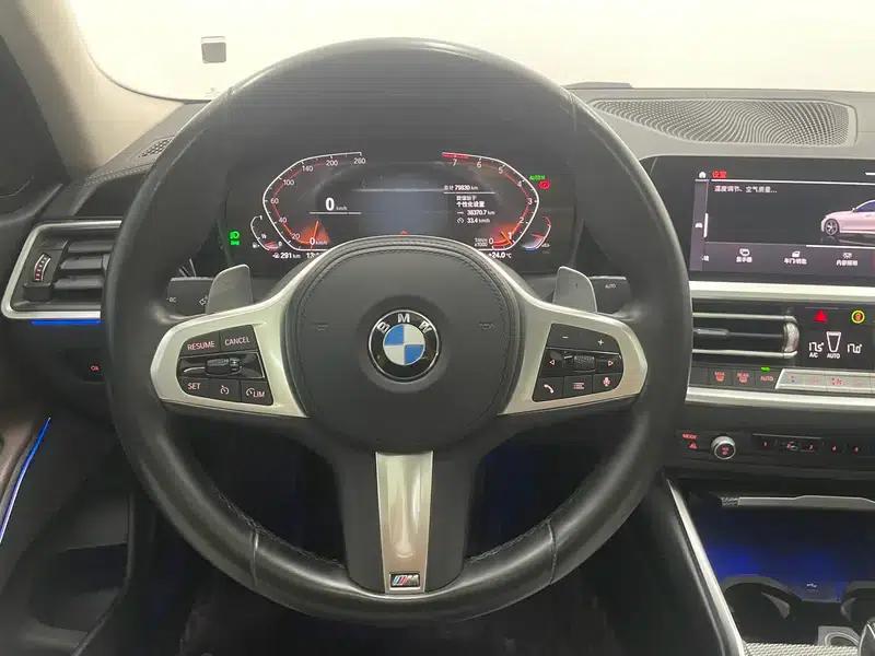 2022 BMW 3 Series 330i M Sport Shadow Edition — миниатюра 16