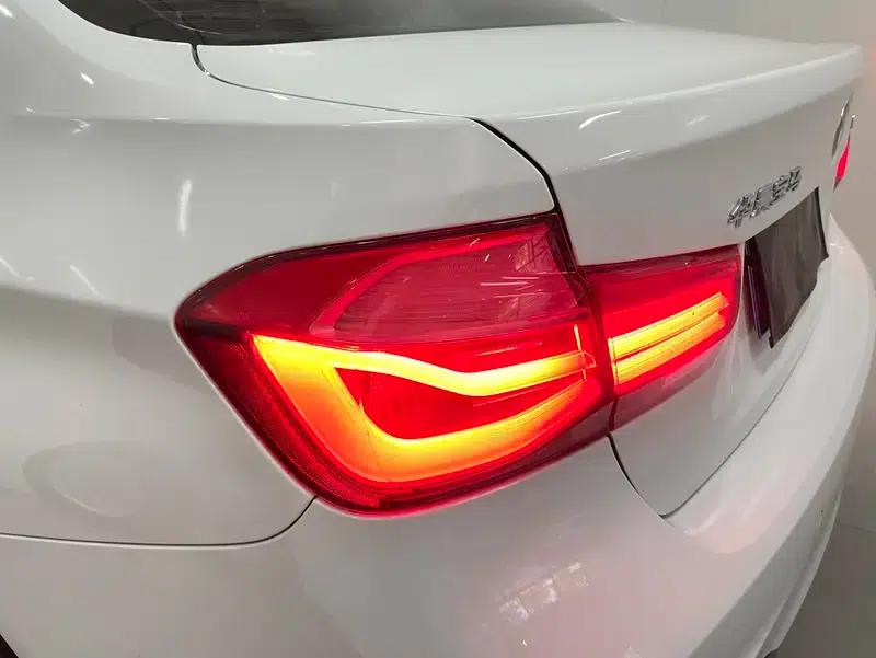 2018 BMW 3 Series 320i M Sport Package — миниатюра 9
