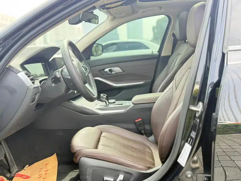 2022 BMW 3 Series 325i M Sport Package — миниатюра 12