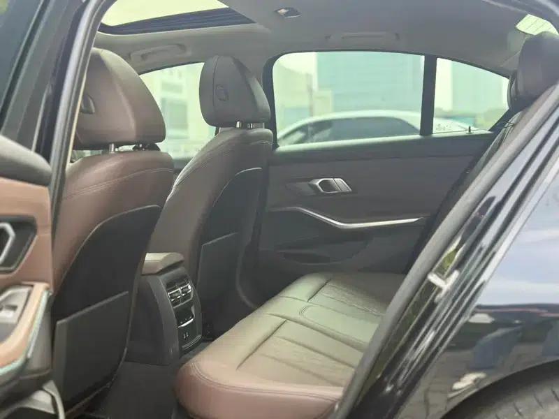 2022 BMW 3 Series 325i M Sport Package — миниатюра 13