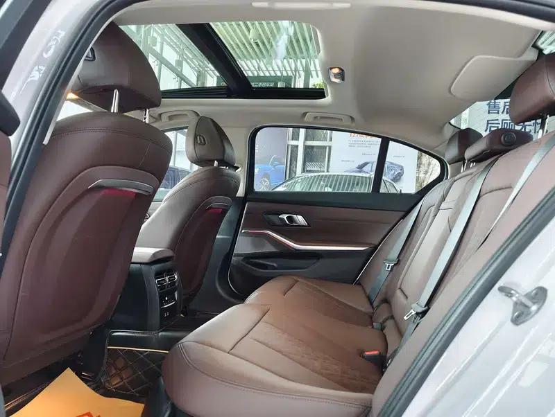 2023 BMW 3 Series 325Li M Sport Package — миниатюра 16