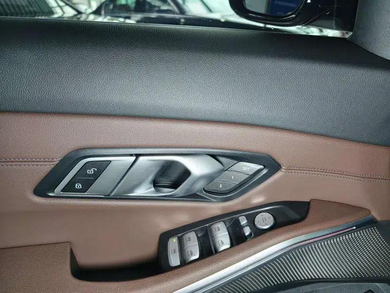 2023 BMW 3 Series 325Li M Sport Package — миниатюра 17