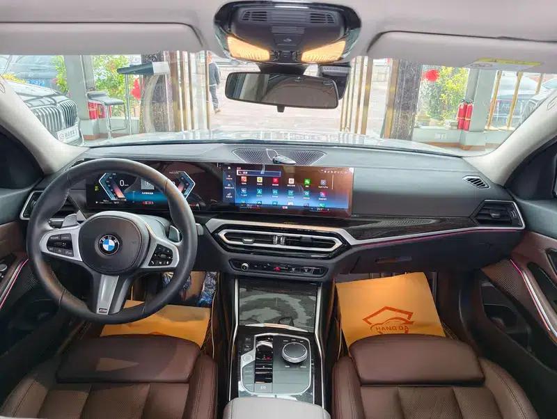 2023 BMW 3 Series 325Li M Sport Package — миниатюра 9