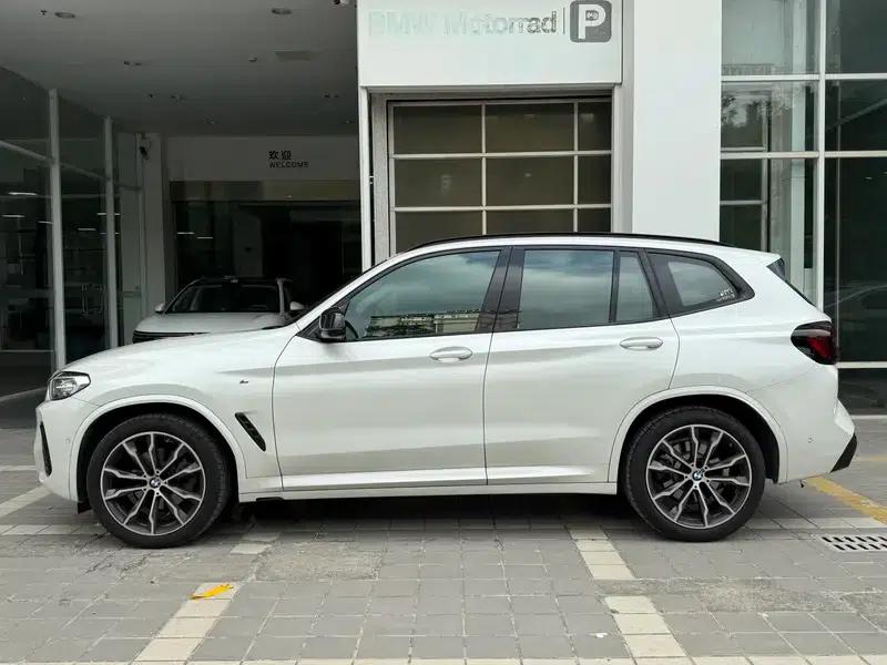 BMW X3 2023 xDrive30i Leading Edition M Sport Package — миниатюра 3