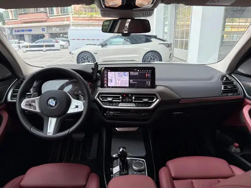 BMW X3 2023 xDrive30i Leading Edition M Sport Package — миниатюра 9