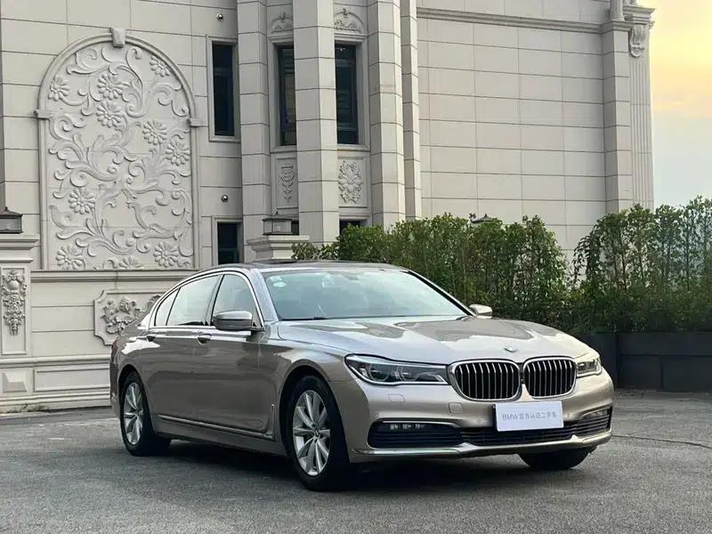 2016 BMW 7 Series 730Li Luxury — миниатюра 3