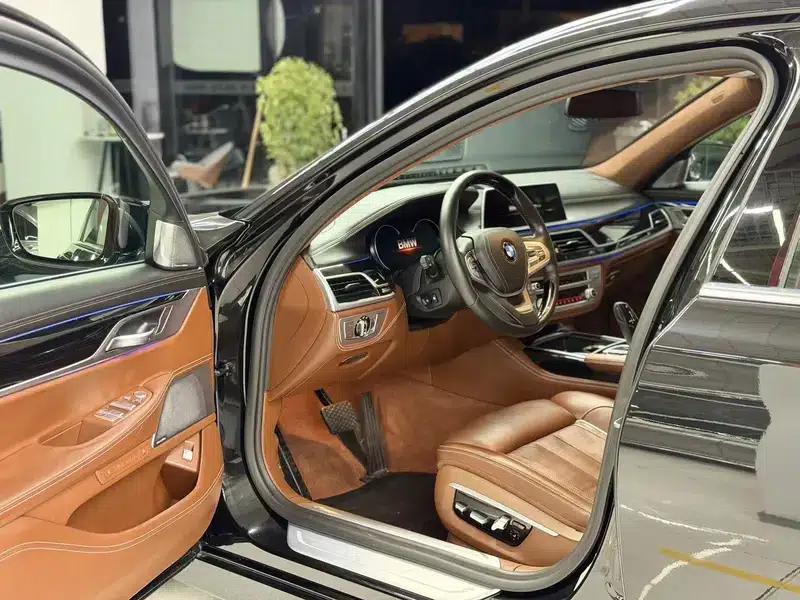 2017 BMW 7 Series 740Li xDrive Individual Edition — миниатюра 9