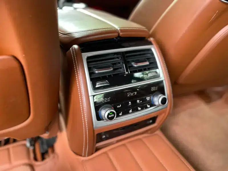 2018 BMW 7 Series 740Li xDrive Luxury M Sport Package — миниатюра 11