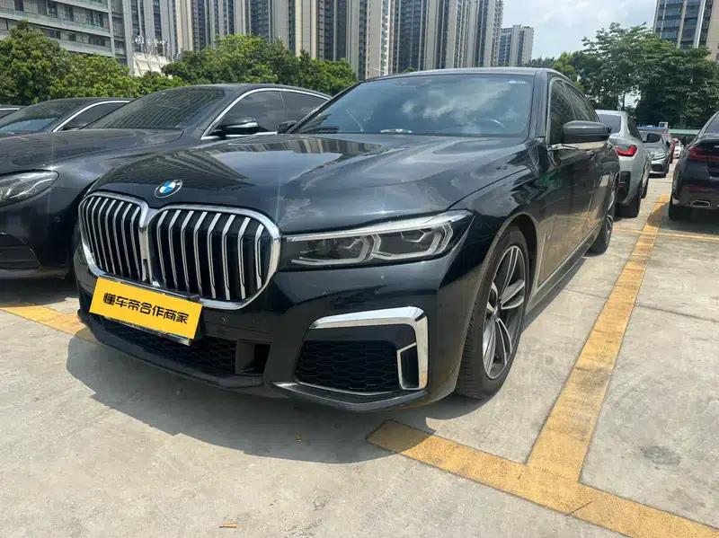 2019 BMW 7 Series 730Li M Sport Package — миниатюра 1