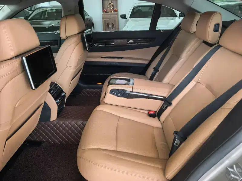 2013 BMW 7 Series 740Li xDrive — миниатюра 9