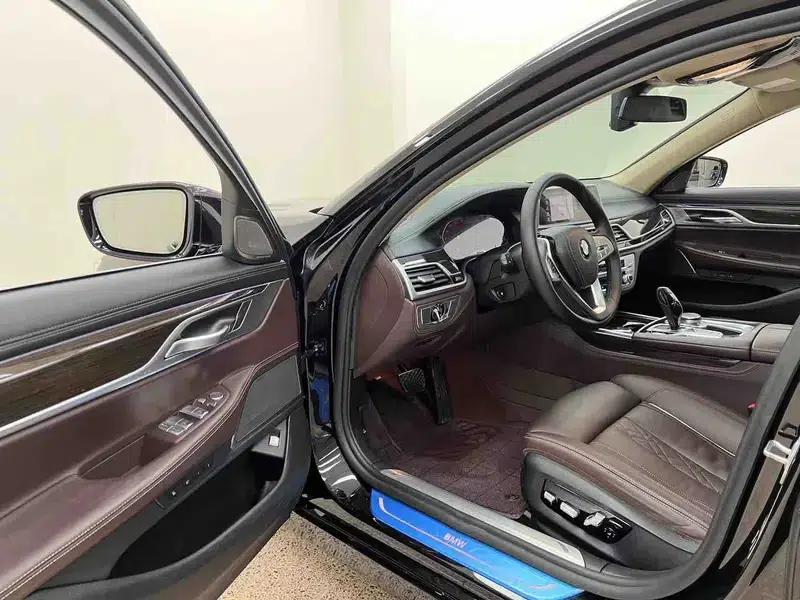 2021 BMW 7 Series 730Li Luxury Package — миниатюра 28