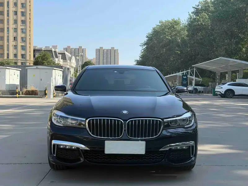 2018 BMW 7 Series 730Li Leading Edition M Sport Package — миниатюра 2