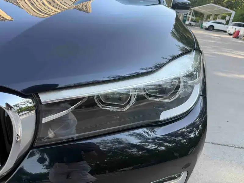 2018 BMW 7 Series 730Li Leading Edition M Sport Package — миниатюра 8