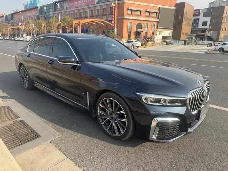 2021 BMW 7 Series 740Li Leading Edition M Sport Package — миниатюра 2