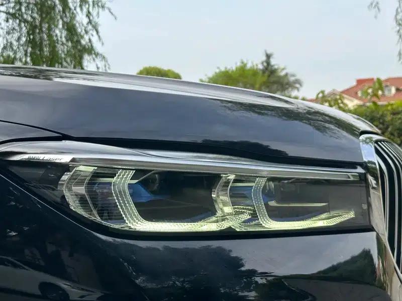 2021 BMW 7 Series 740Li Leading Edition M Sport Package — миниатюра 3