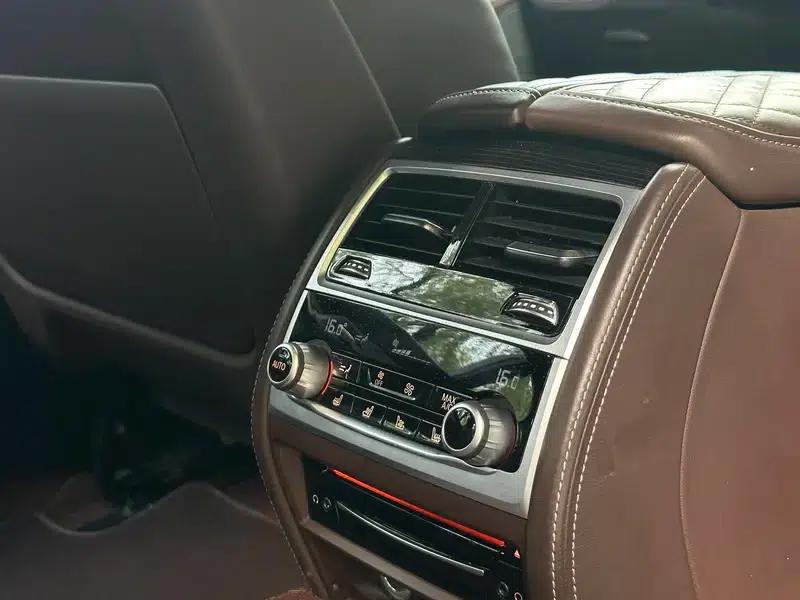 2021 BMW 7 Series 740Li Leading Edition M Sport Package — миниатюра 5