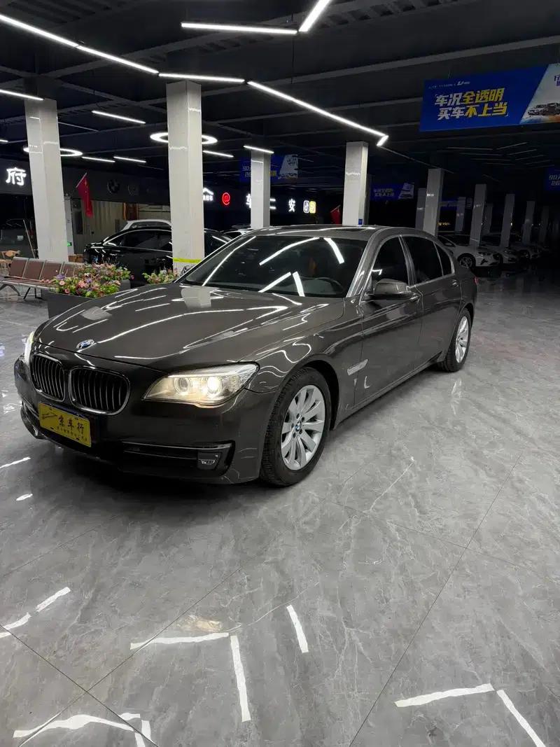 BMW 7 Series 2013 730Li Leading Edition — миниатюра 1