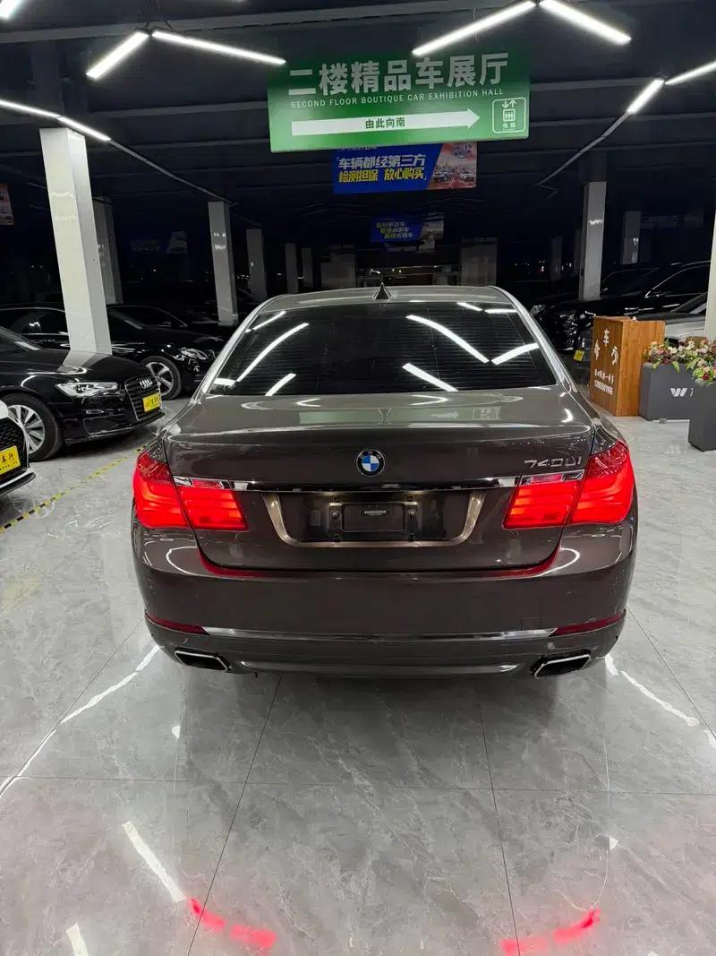 BMW 7 Series 2013 730Li Leading Edition — миниатюра 5