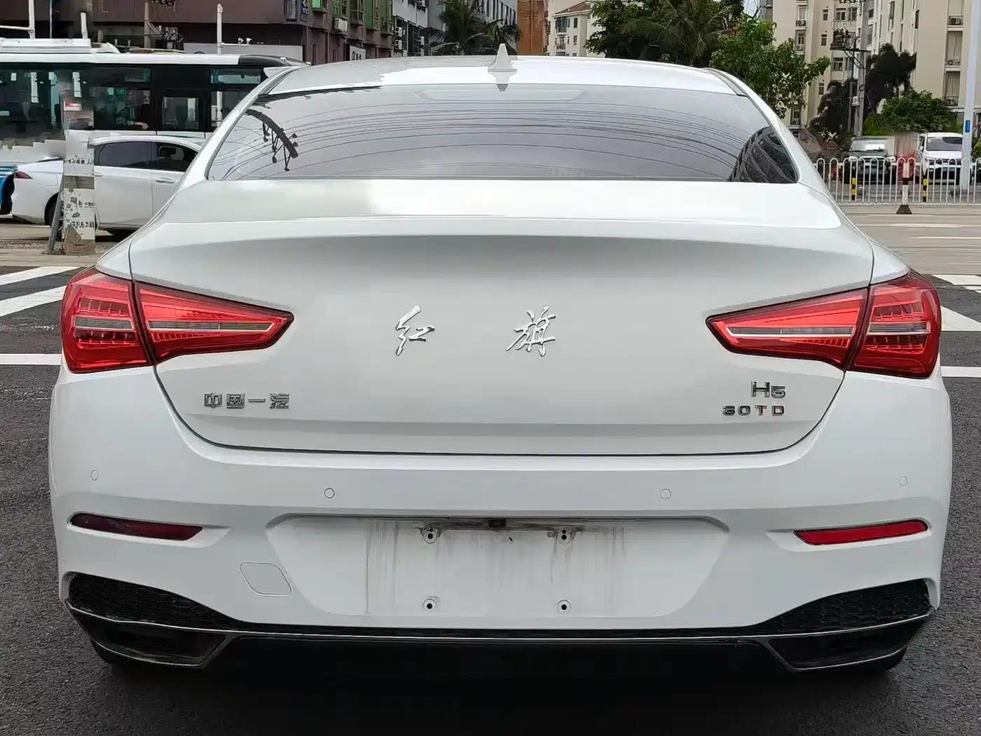 Hongqi H5 2019 30TD Intelligent Dynamic Edition — миниатюра 8