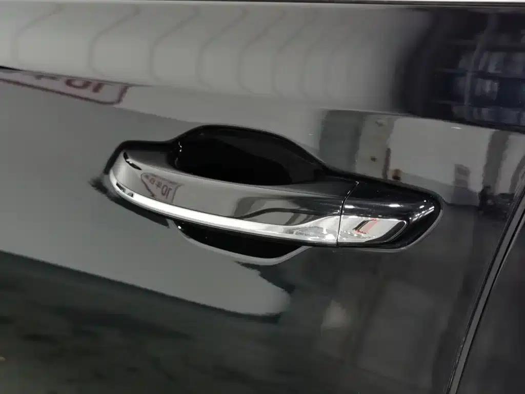 Hongqi H5 2023 2.0T Automatic Intelligent Flagship Edition — миниатюра 18