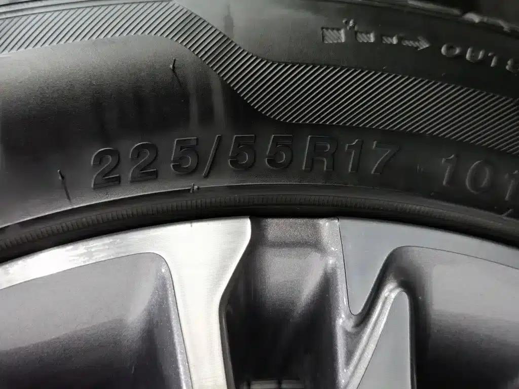 Hongqi H5 2023 2.0T Automatic Intelligent Flagship Edition — миниатюра 24