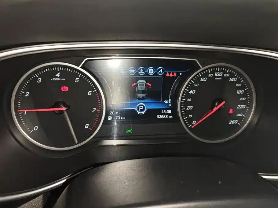 Hongqi H5 2018 30TD Intelligent Dynamic Edition — миниатюра 14