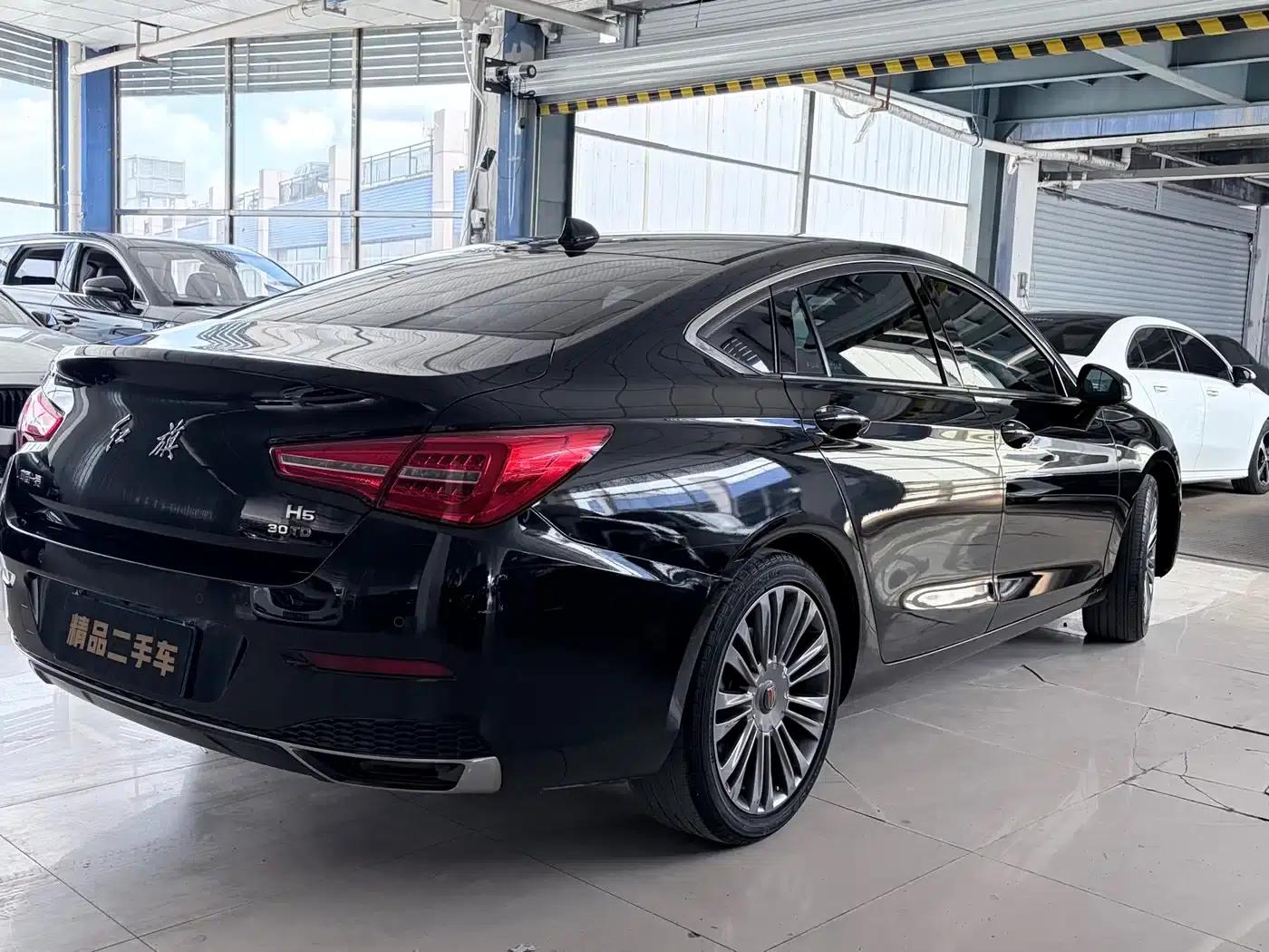 Hongqi H5 2022 Classic 1.5T DCT Flagship Edition — миниатюра 9