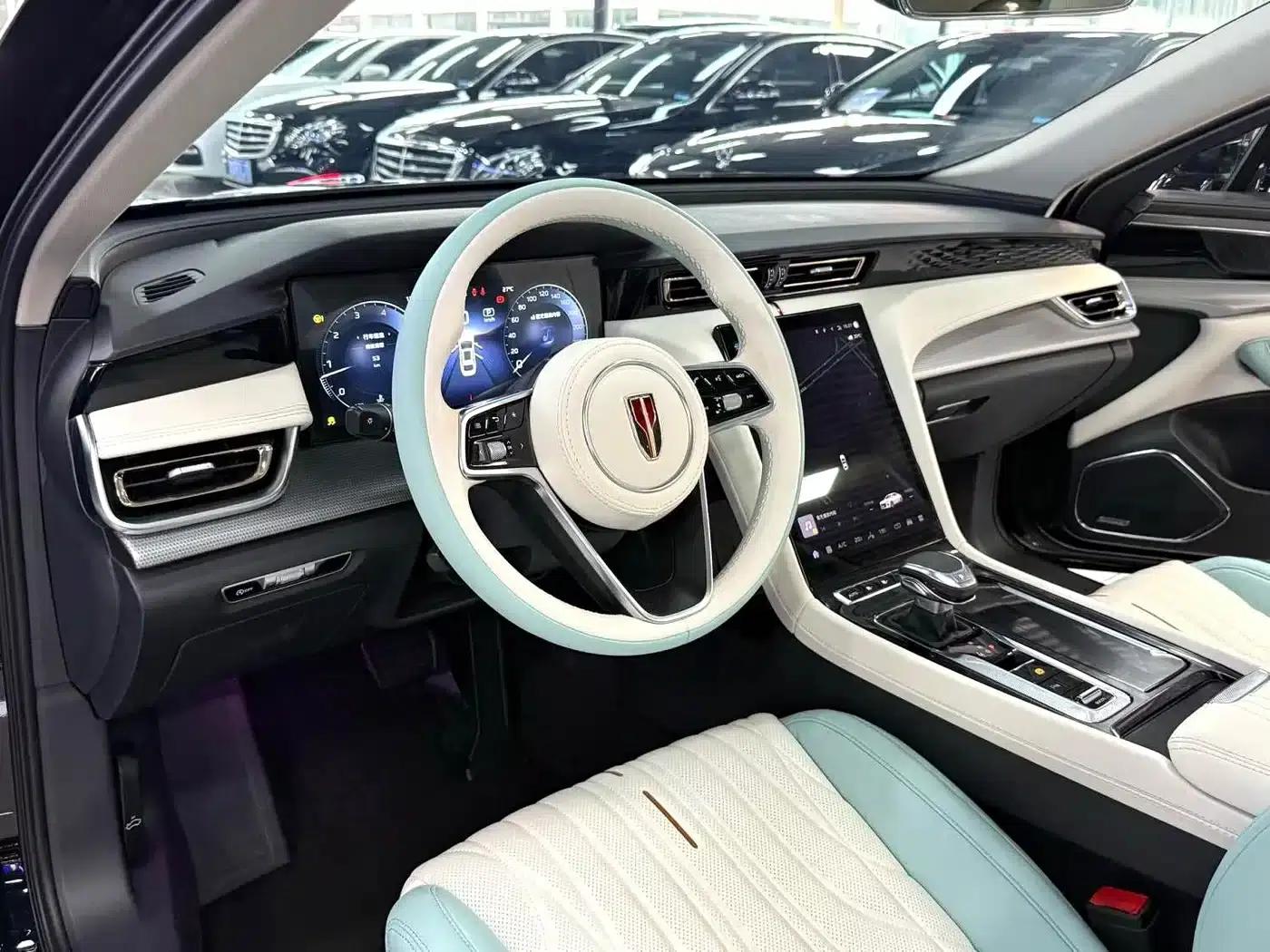Hongqi H5 2024 2.0T Automatic Intelligent Flagship Edition — миниатюра 4