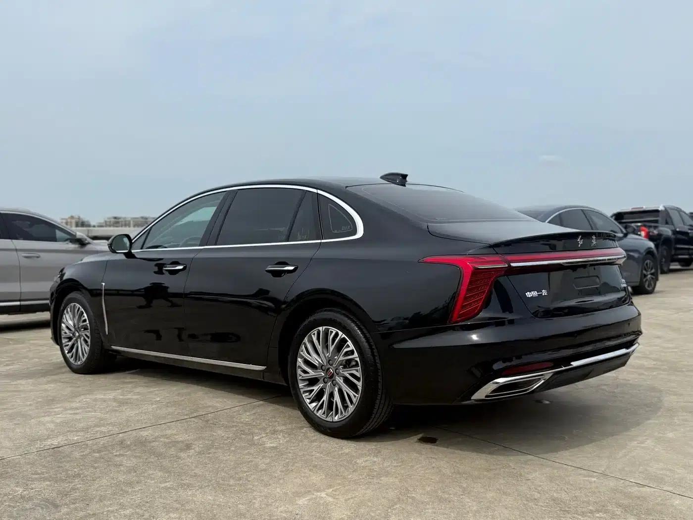 Hongqi H5 2023 2.0T Automatic Intelligent Flagship Edition — миниатюра 15