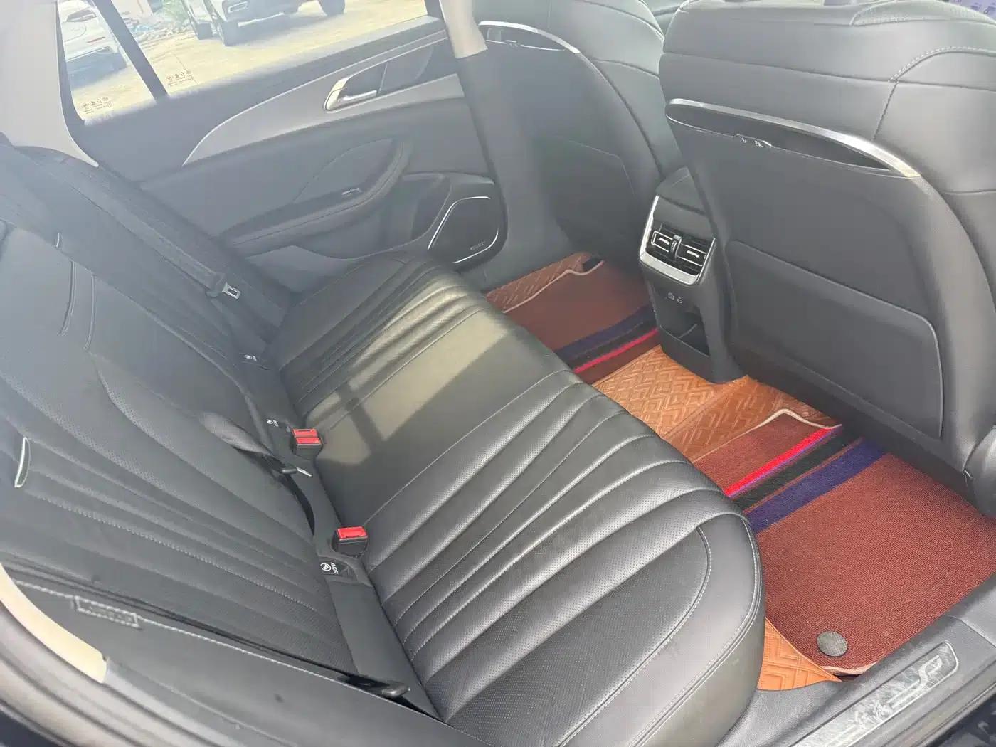 Hongqi H5 2023 2.0T Automatic Intelligent Flagship Edition — миниатюра 10