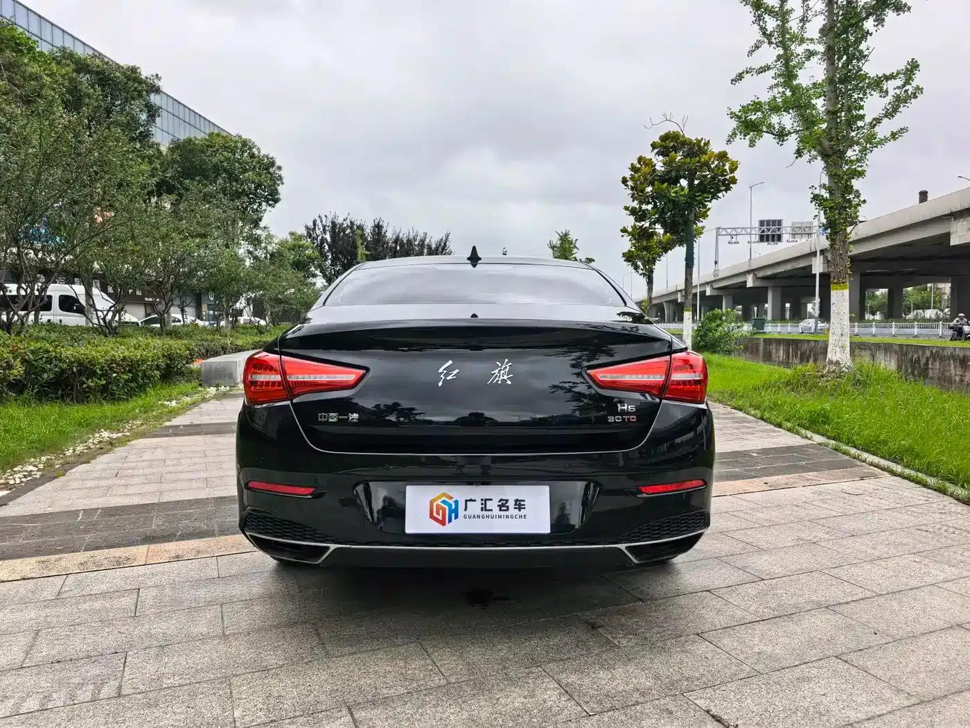 Hongqi H5 2020 1.5T DCT Flag Edition — миниатюра 18