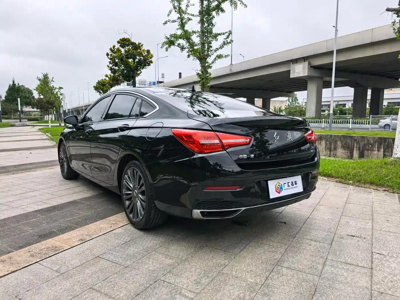Hongqi H5 2020 1.5T DCT Flag Edition — миниатюра 19