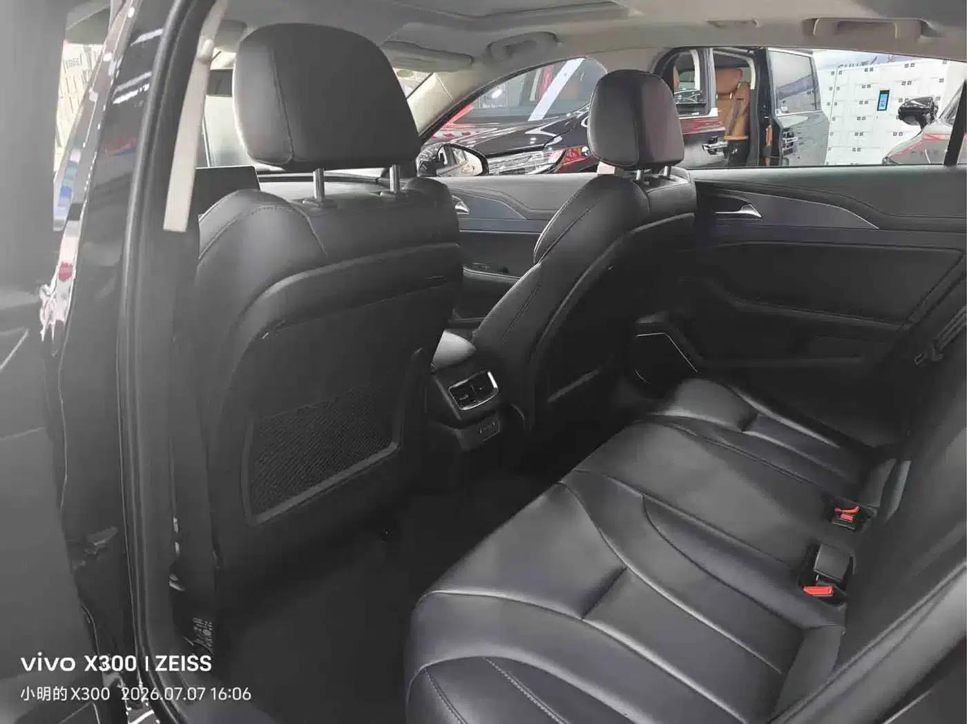 Hongqi H5 2022 Classic 1.5T DCT Flagship Edition — миниатюра 6