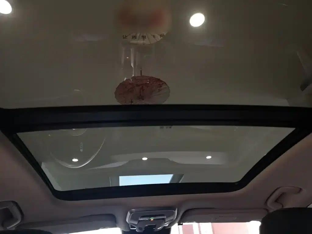 Hongqi H5 2024 2.0T Automatic Intelligent Flagship Edition — миниатюра 18