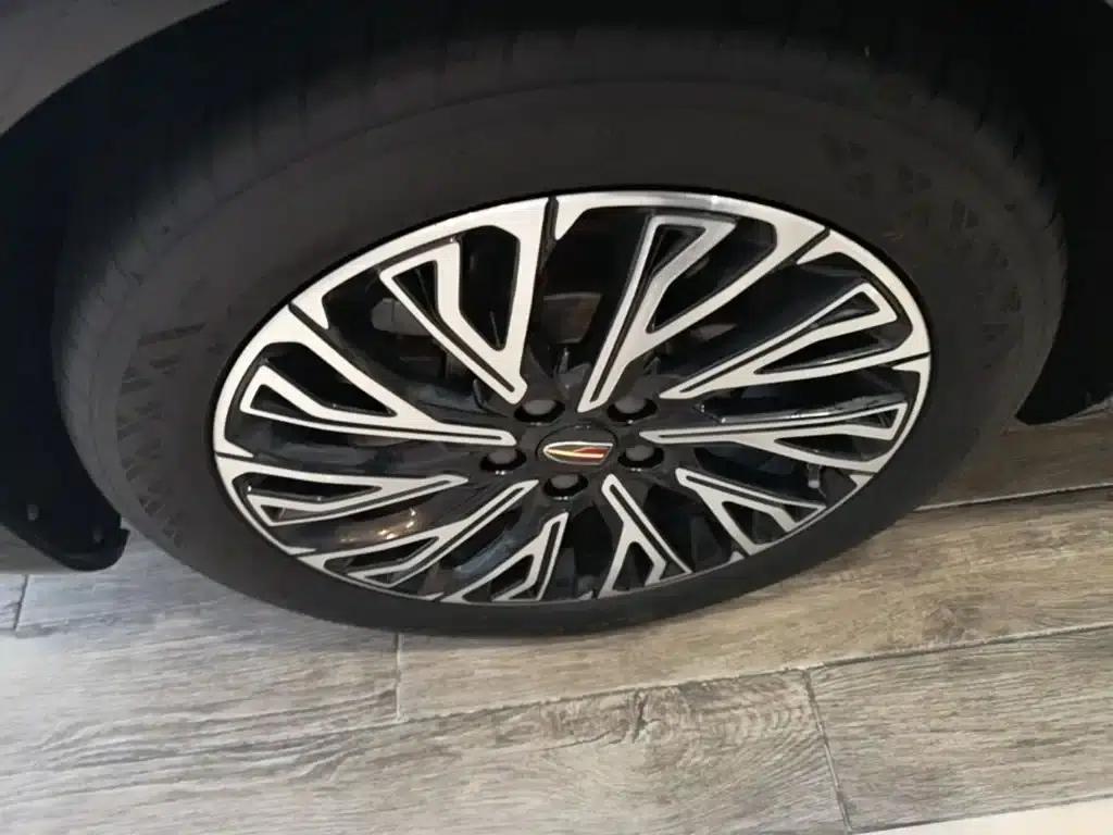 Hongqi H5 2024 2.0T Automatic Intelligent Flagship Edition — миниатюра 23