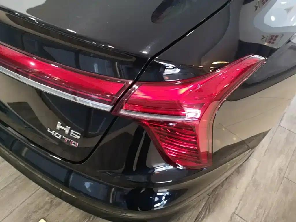 Hongqi H5 2024 2.0T Automatic Intelligent Flagship Edition — миниатюра 8