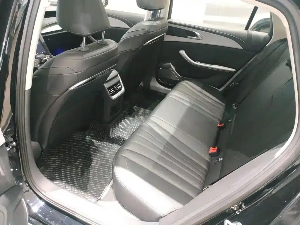 Hongqi H5 2025 1.5T DCT Flag Edition — миниатюра 17