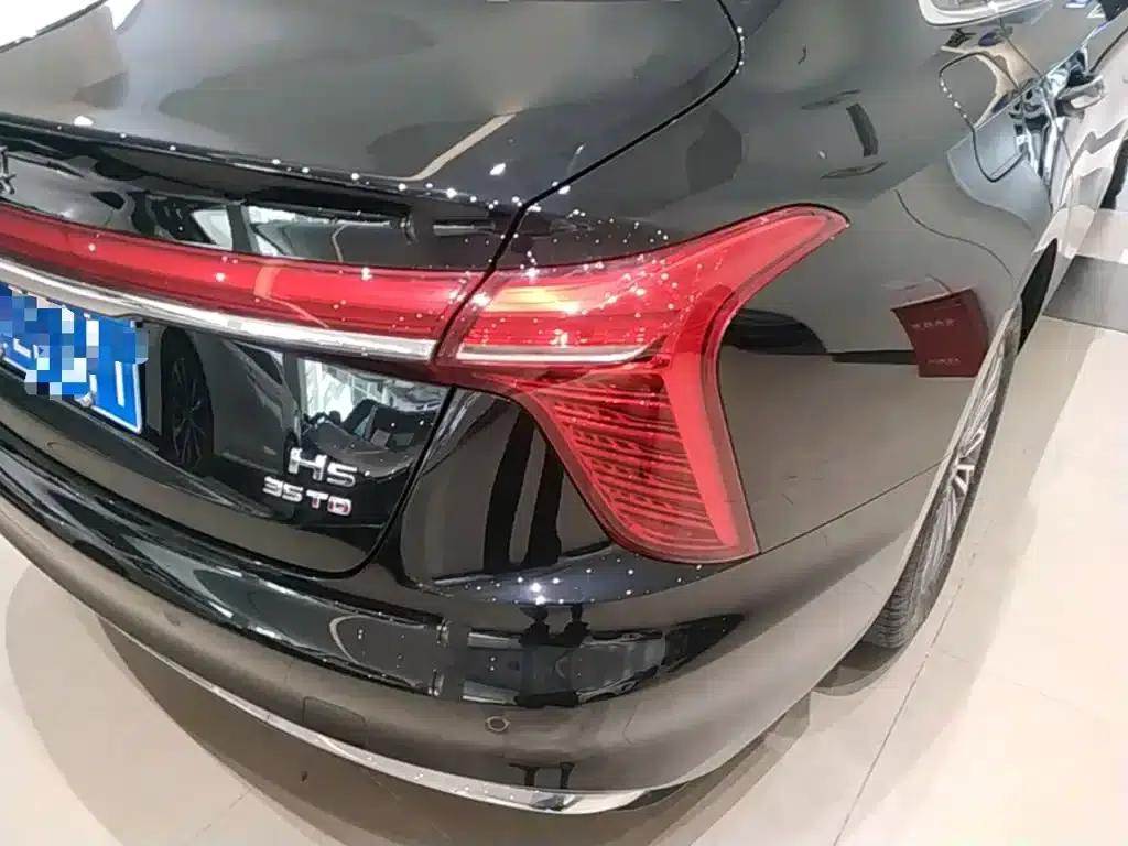 Hongqi H5 2025 1.5T DCT Flag Edition — миниатюра 8