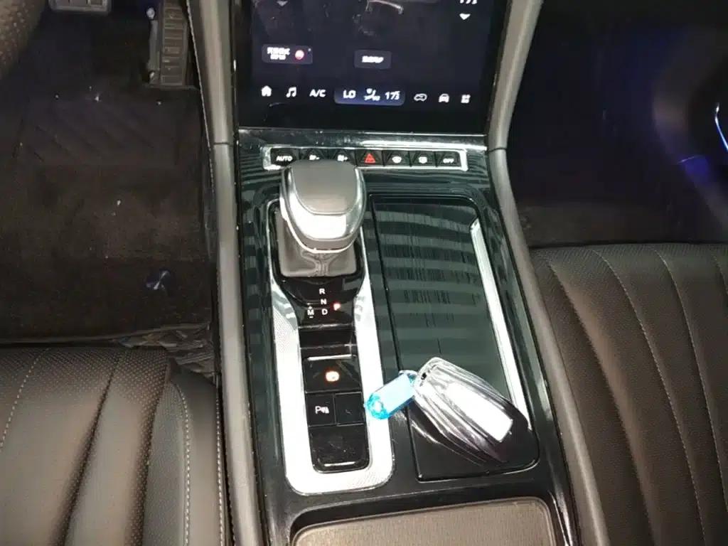 Hongqi H5 2024 1.5T DCT Intelligent Flagship Edition — миниатюра 14