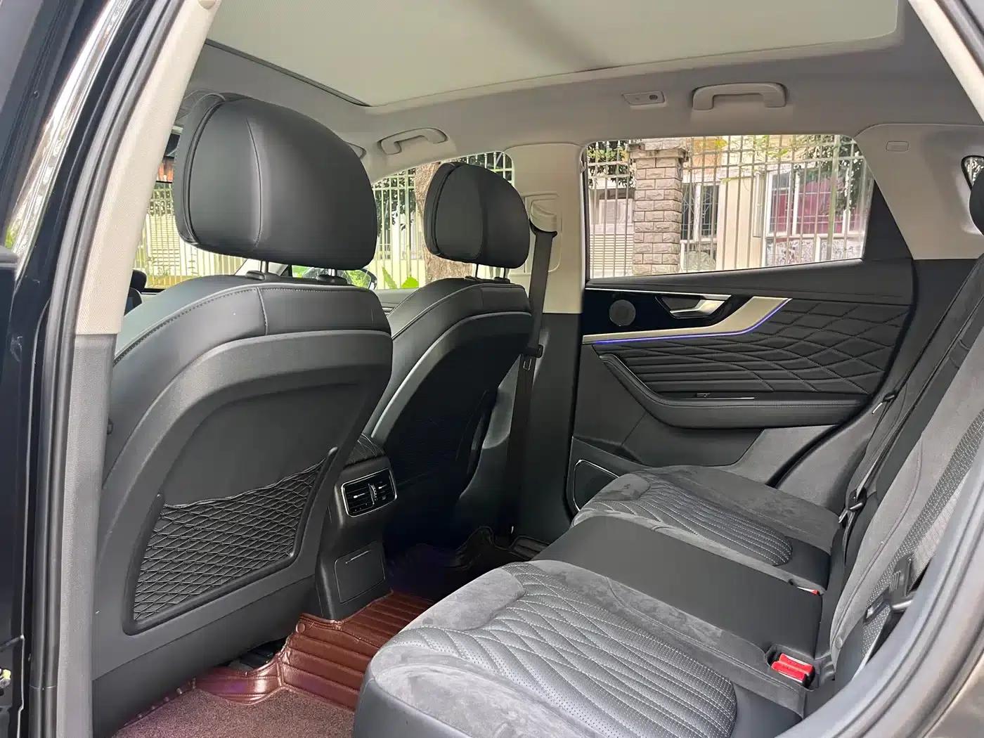 Hongqi HS5 2022 Facelift 2.0T Intelligent Flagship Edition — миниатюра 7