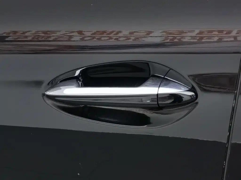 Hongqi HS5 2019 2.0T Intelligent Flagship Enjoy 4WD Edition — миниатюра 18