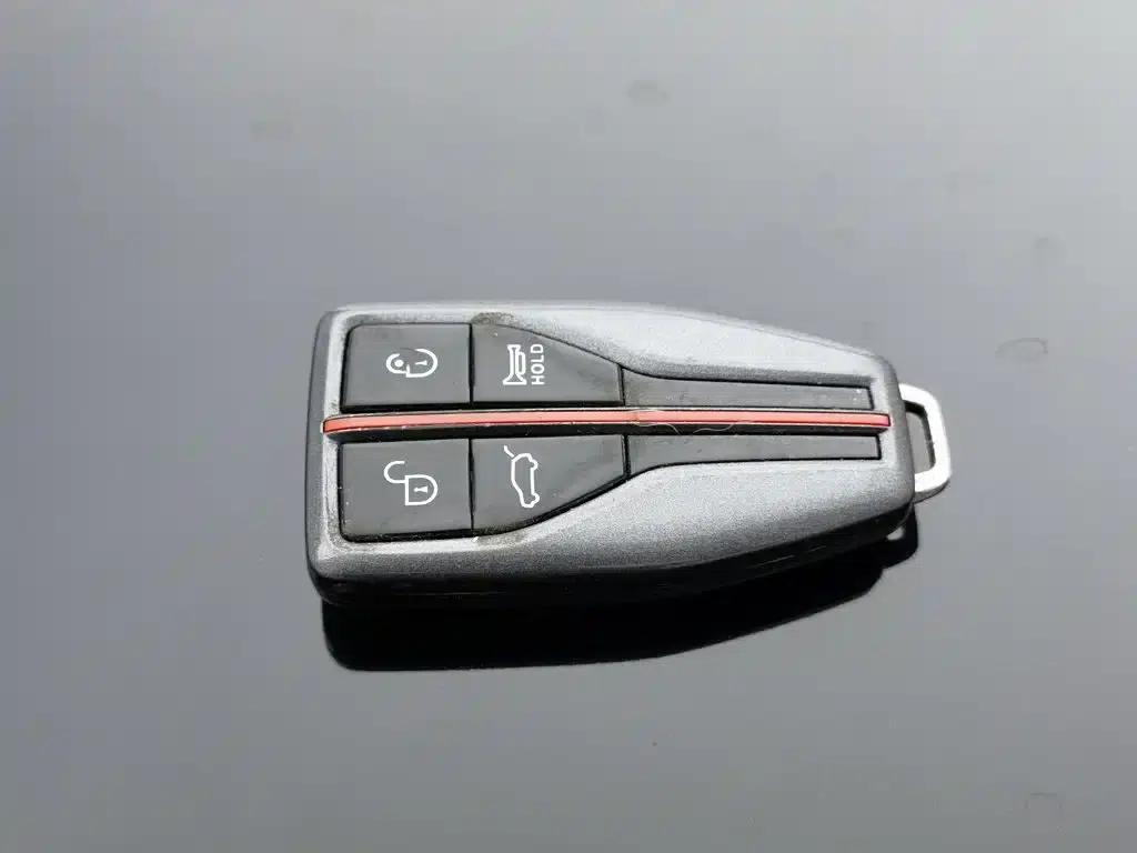 Hongqi HS5 2019 2.0T Intelligent Flagship Enjoy 4WD Edition — миниатюра 19