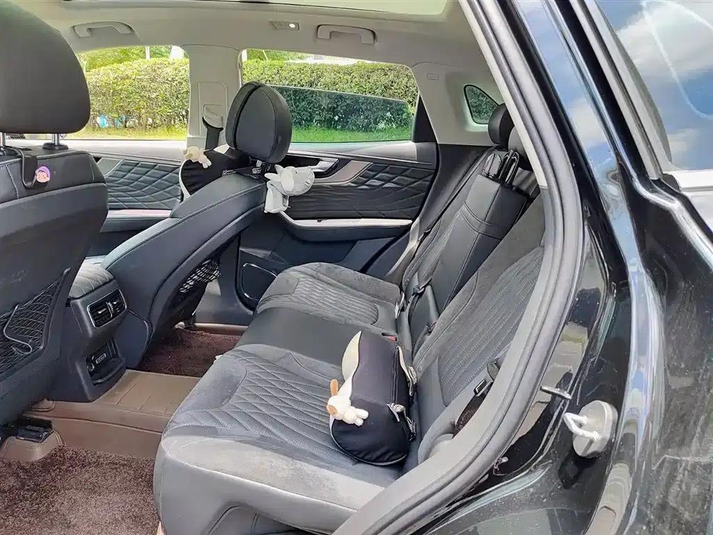 Hongqi HS5 2022 2.0T Intelligent Flagship Edition — миниатюра 8