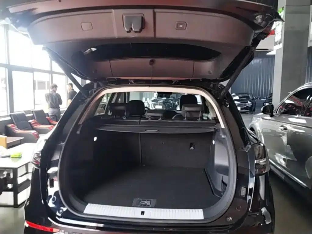 Hongqi HS5 2023 2.0T Flagship Pro 500,000th Unit Commemorative Edition — миниатюра 19