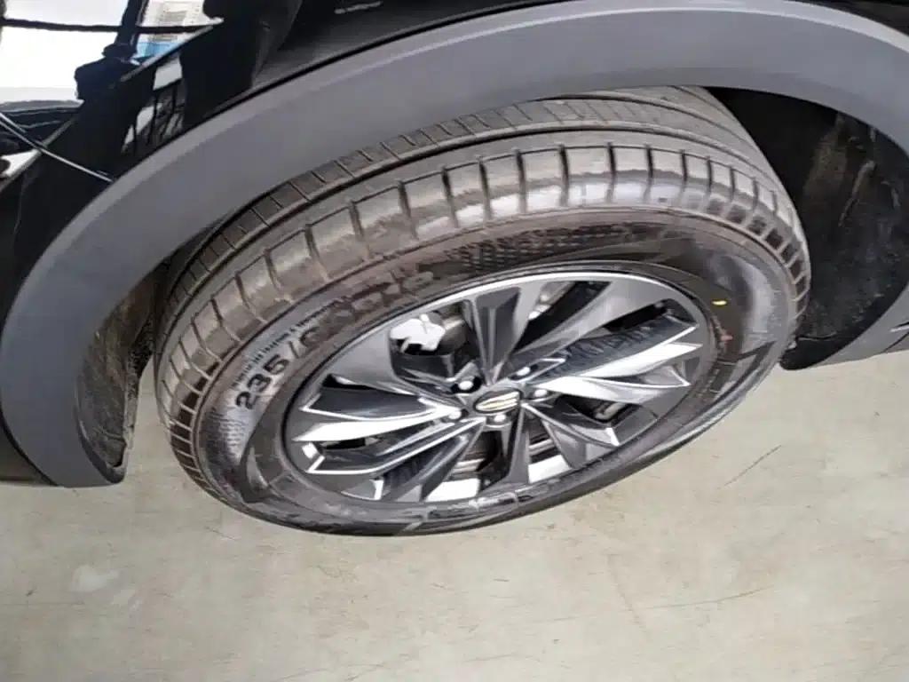 Hongqi HS5 2023 2.0T Flagship Pro 500,000th Unit Commemorative Edition — миниатюра 23