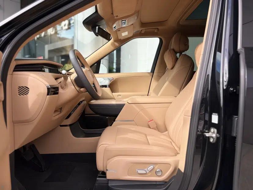 XPeng GX 2026 Model, Range-Extended 1585 Four-Wheel-Drive Flagship Edition — миниатюра 22