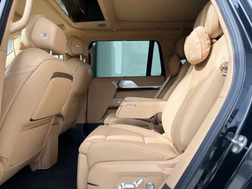 XPeng GX 2026 Model, Range-Extended 1585 Four-Wheel-Drive Flagship Edition — миниатюра 23