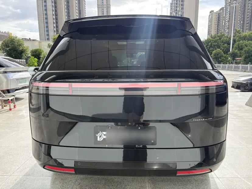 XPeng GX 2026 Model, Range-Extended 1585 Four-Wheel-Drive Flagship Edition — миниатюра 9