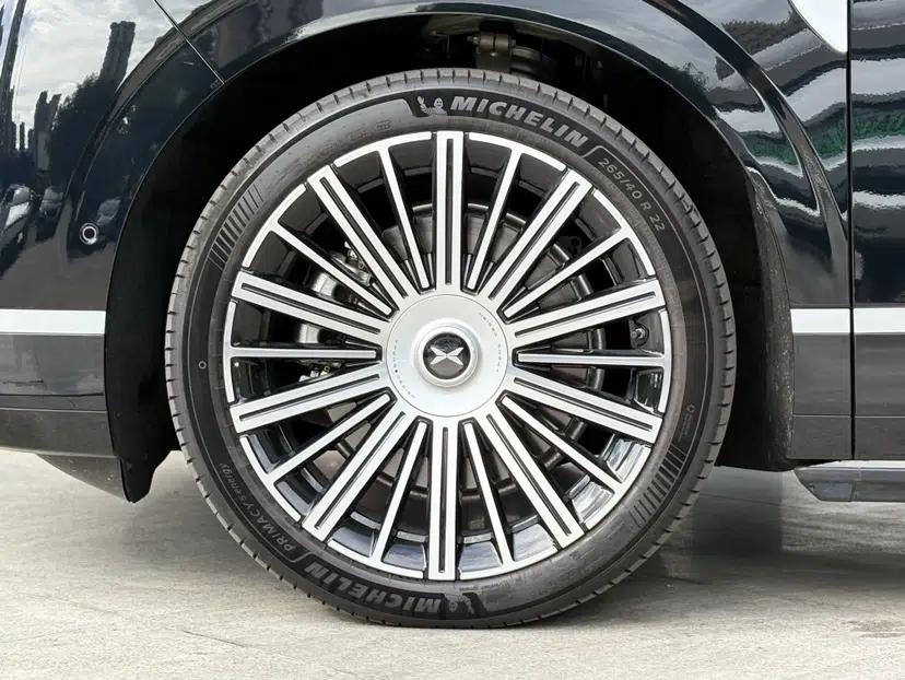 XPeng GX 2026 Model, Range-Extended 1585 Four-Wheel-Drive Flagship Edition — миниатюра 10