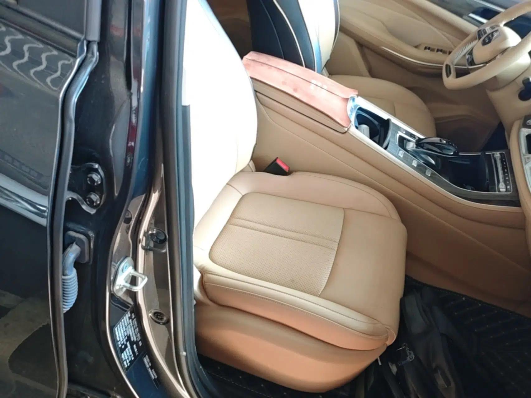 Landian E5 2024 Honor Edition 100KM Premium Model 7 Seats — миниатюра 24